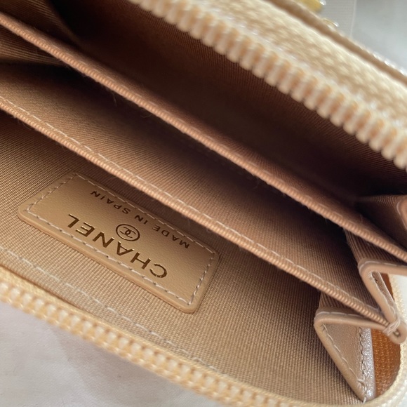 CHANEL Wallet - Picture 8 of 9